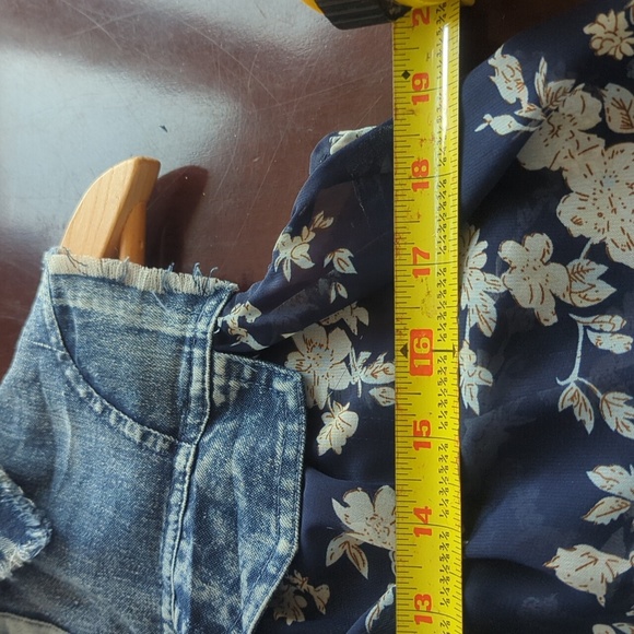 Sexy half denim top.  Small with white floral.  Very good condition - Picture 6 of 7